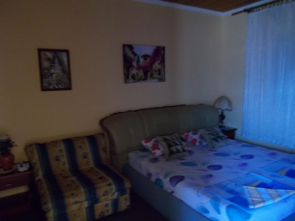 Guesthouse Feel Lake Virpazar Exteriör bild